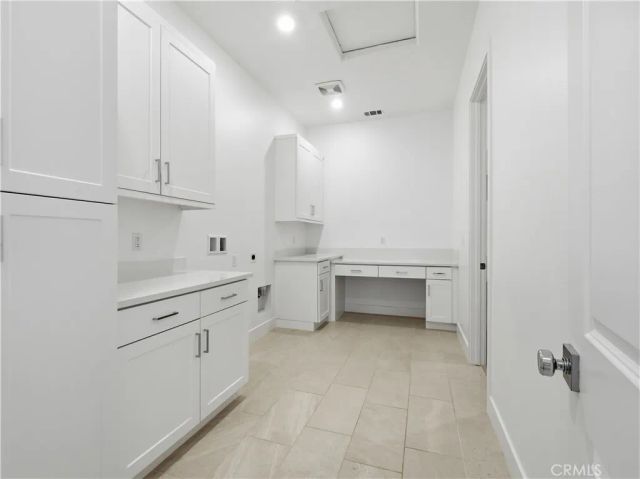 29458 Corte Halcon, Valencia, CA 91354