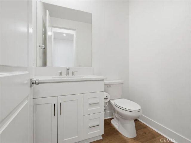 29458 Corte Halcon, Valencia, CA 91354