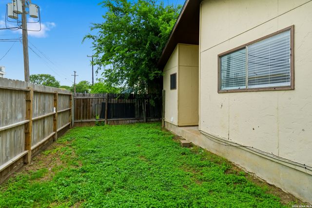 6867 BETTY LEVY, San Antonio, TX 78227