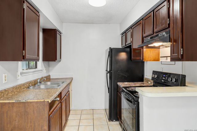 6867 BETTY LEVY, San Antonio, TX 78227