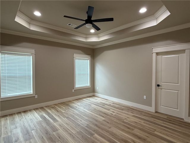 137 Harbor Circle, Russellville, AR 72802