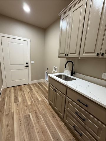 137 Harbor Circle, Russellville, AR 72802