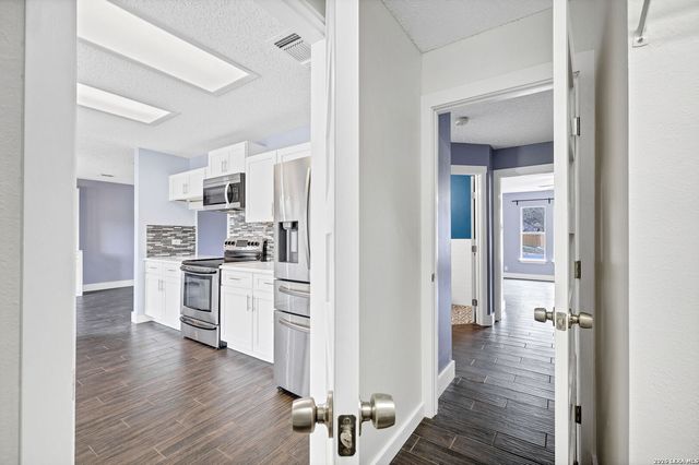 2435 THRASHER OAK, San Antonio, TX 78232