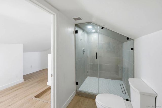 23 E 1st St, National City, CA 91950