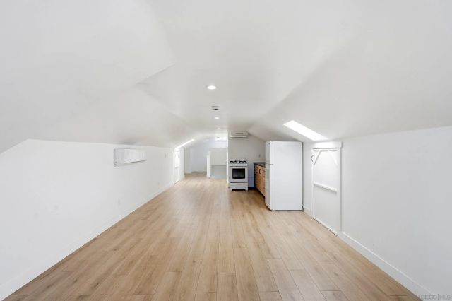 23 E 1st St, National City, CA 91950