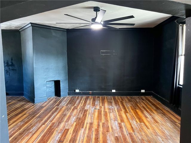 409 Vine St, Munhall, PA 15120