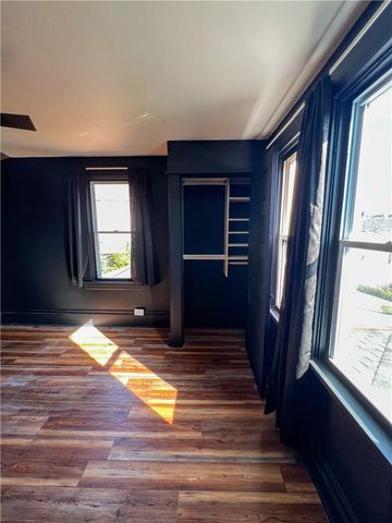 409 Vine St, Munhall, PA 15120
