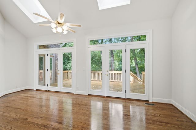 20 Lexington Green, Nashville, TN 37215