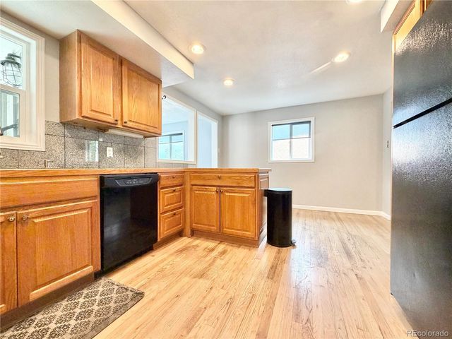 1285 W Gill Place, Denver, CO 80223