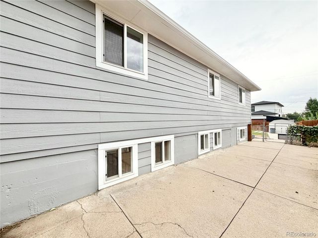 1285 W Gill Place, Denver, CO 80223