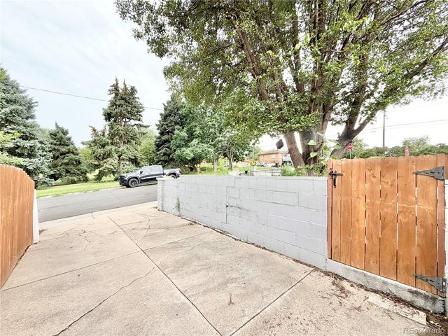 1285 W Gill Place, Denver, CO 80223