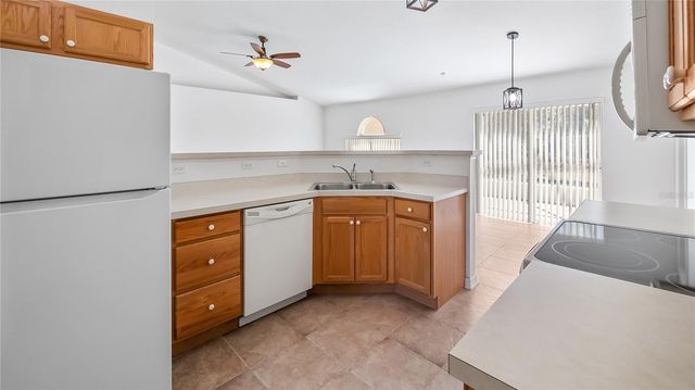 7814 SLOEWOOD DRIVE, Leesburg, FL 34748