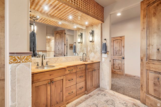 996 HOMESTEAD CIR, St. George, UT 84770