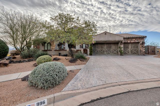 996 HOMESTEAD CIR, St. George, UT 84770