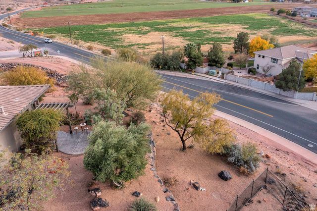 996 HOMESTEAD CIR, St. George, UT 84770