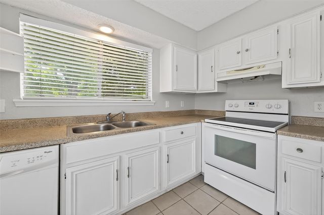 12200 Overbrook Lane 38D, Houston, TX 77077