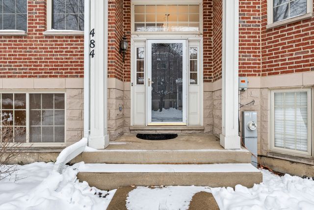 484 Prestwick Lane, Wheeling, IL 60090