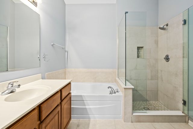 484 Prestwick Lane, Wheeling, IL 60090