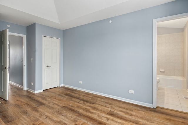 484 Prestwick Lane, Wheeling, IL 60090