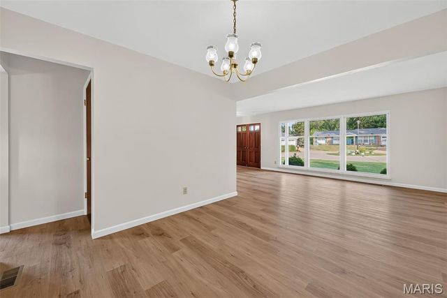 13008 Libourne Court, St Louis, MO 63141