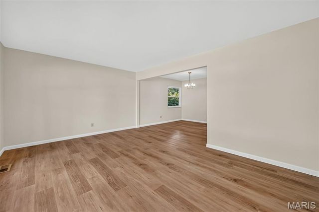 13008 Libourne Court, St Louis, MO 63141