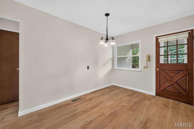 13008 Libourne Court, St Louis, MO 63141