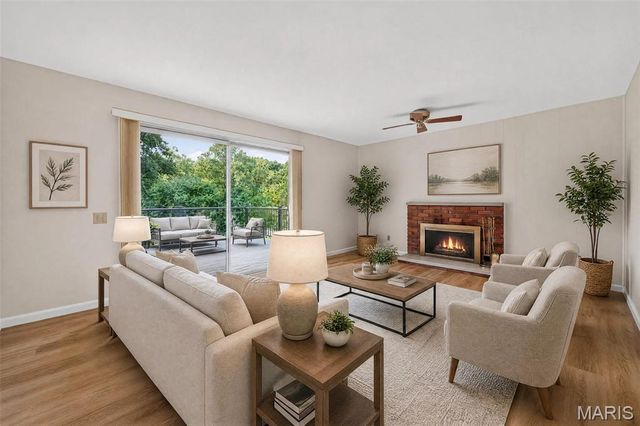 13008 Libourne Court, St Louis, MO 63141