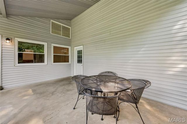 13008 Libourne Court, St Louis, MO 63141