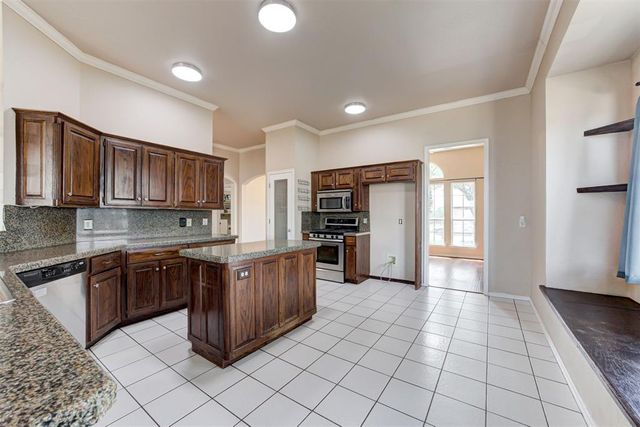 15600 Sandstone Terrace, Oklahoma City, OK 73170