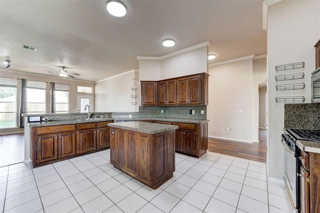 15600 Sandstone Terrace, Oklahoma City, OK 73170