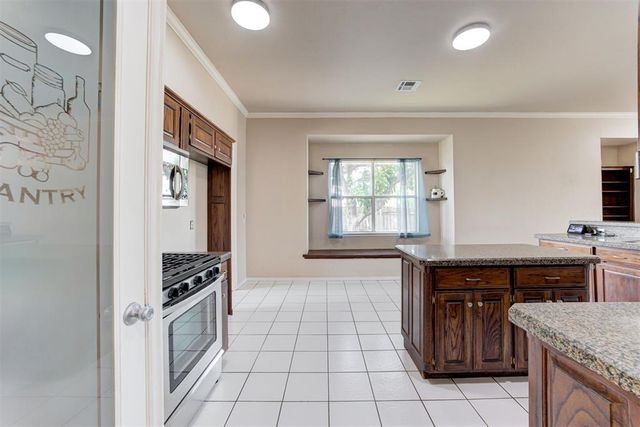 15600 Sandstone Terrace, Oklahoma City, OK 73170