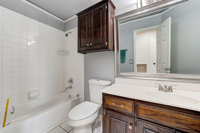 15600 Sandstone Terrace, Oklahoma City, OK 73170