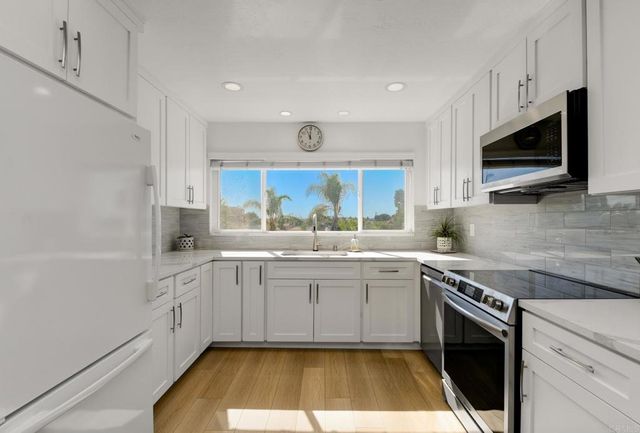 1830 Thomas Avenue 3B, San Diego, CA 92109