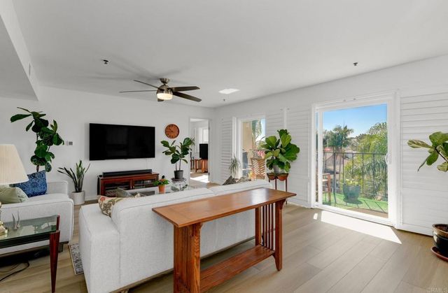 1830 Thomas Avenue 3B, San Diego, CA 92109