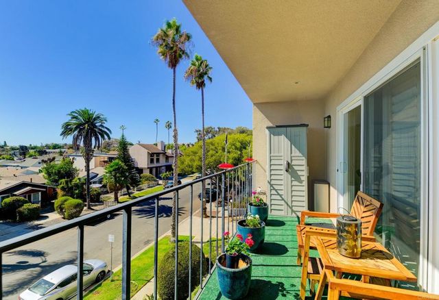 1830 Thomas Avenue 3B, San Diego, CA 92109