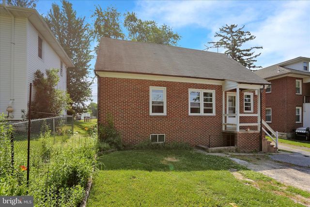 316 N CHURCH RD, Wernersville, PA 19565