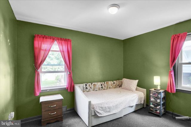 316 N CHURCH RD, Wernersville, PA 19565