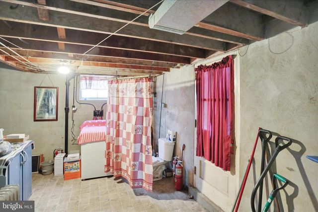 316 N CHURCH RD, Wernersville, PA 19565