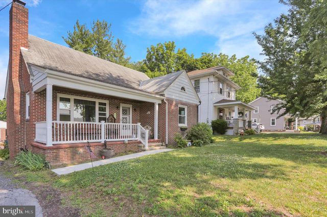 316 N CHURCH RD, Wernersville, PA 19565