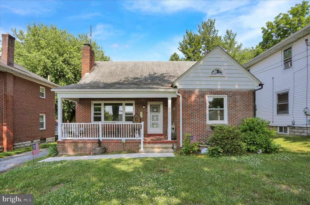 316 N CHURCH RD, Wernersville, PA 19565