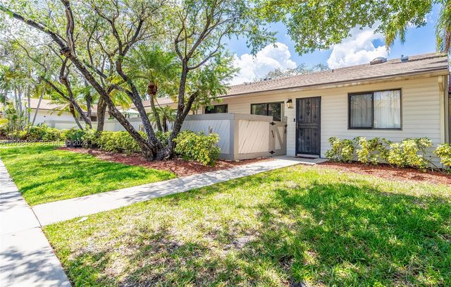 9804 NW 37th Street 3E, Sunrise, FL 33351