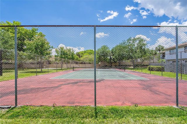9804 NW 37th Street 3E, Sunrise, FL 33351