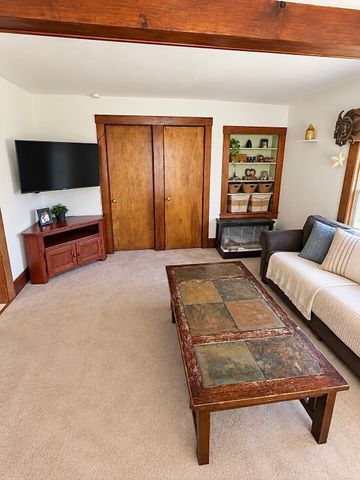 5 Dow Pl, Marlborough, MA 01752