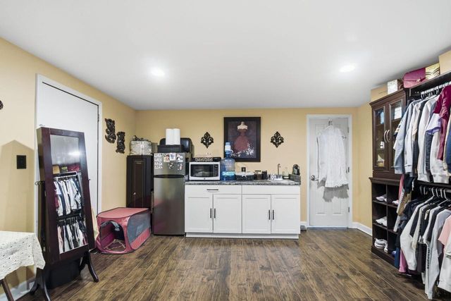 135 Prairie STREET, Sharon, WI 53585