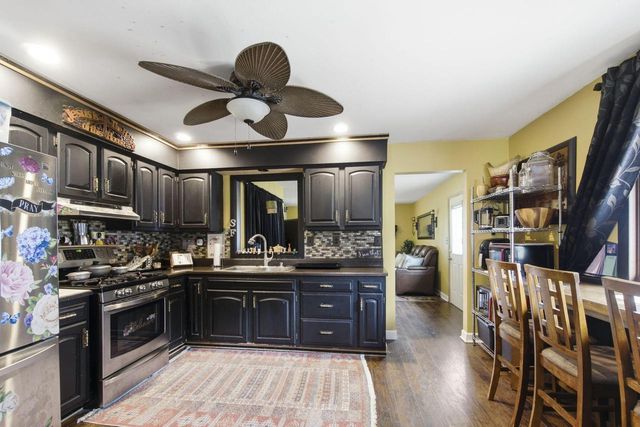 135 Prairie STREET, Sharon, WI 53585