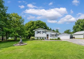 135 Prairie STREET, Sharon, WI 53585