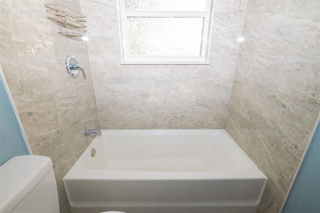 9330 SE MARICAMP ROAD, Ocala, FL 34472