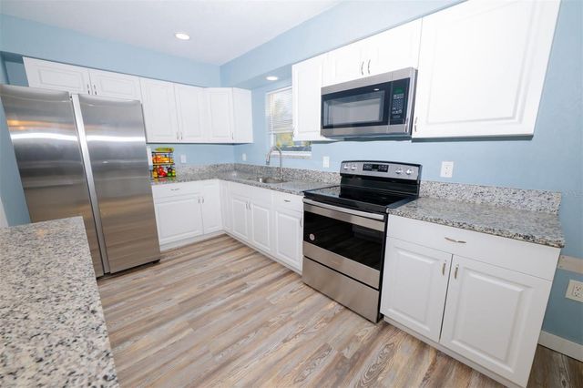 9330 SE MARICAMP ROAD, Ocala, FL 34472