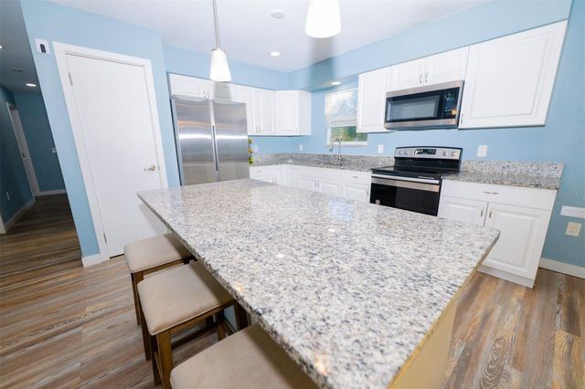 9330 SE MARICAMP ROAD, Ocala, FL 34472