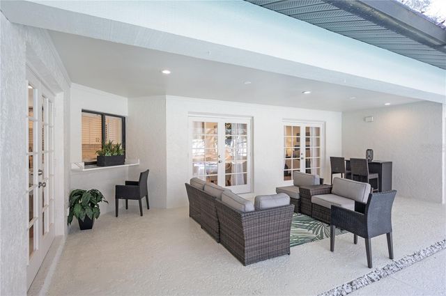 14817 FARNHAM WAY, Tampa, FL 33624